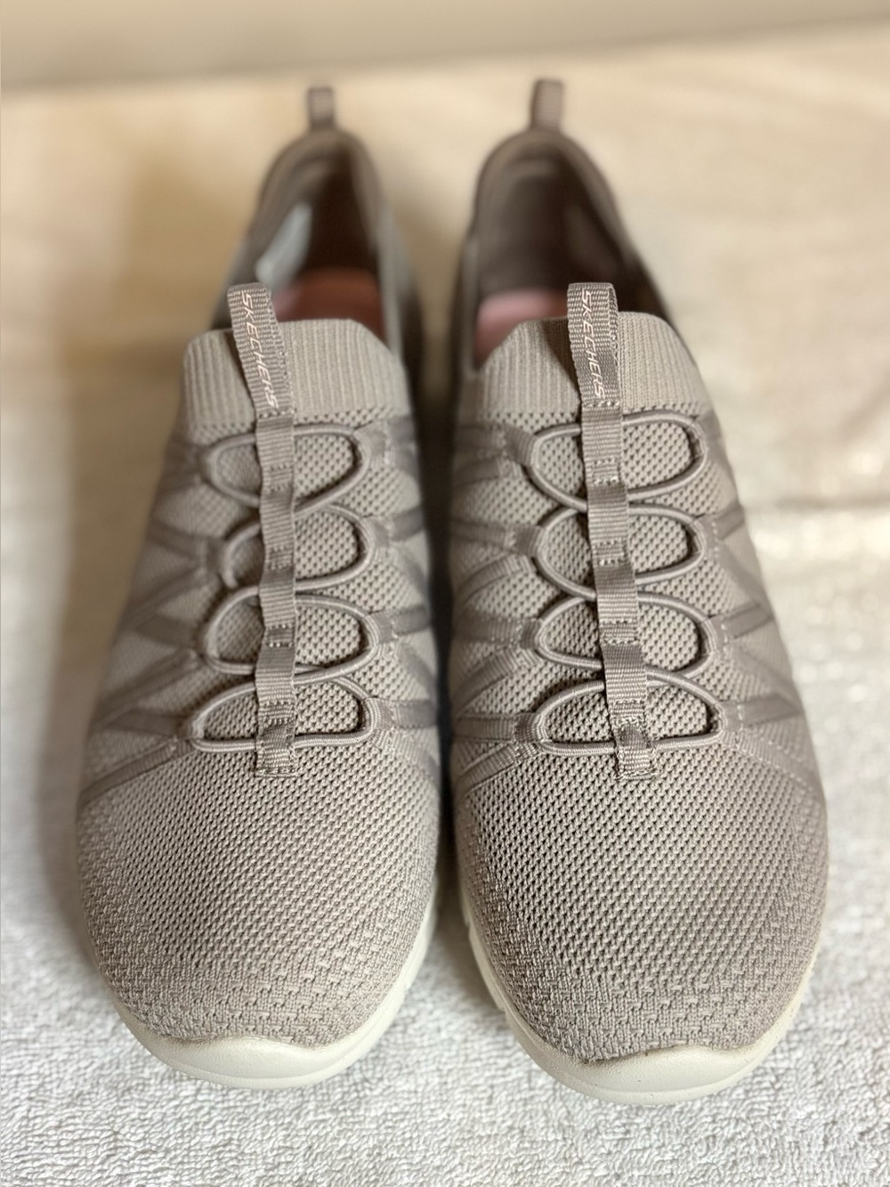 Women’s Skecher’s Gratis Chic Newness Memory Foam Stretch Fit Taupe Sneakers 11